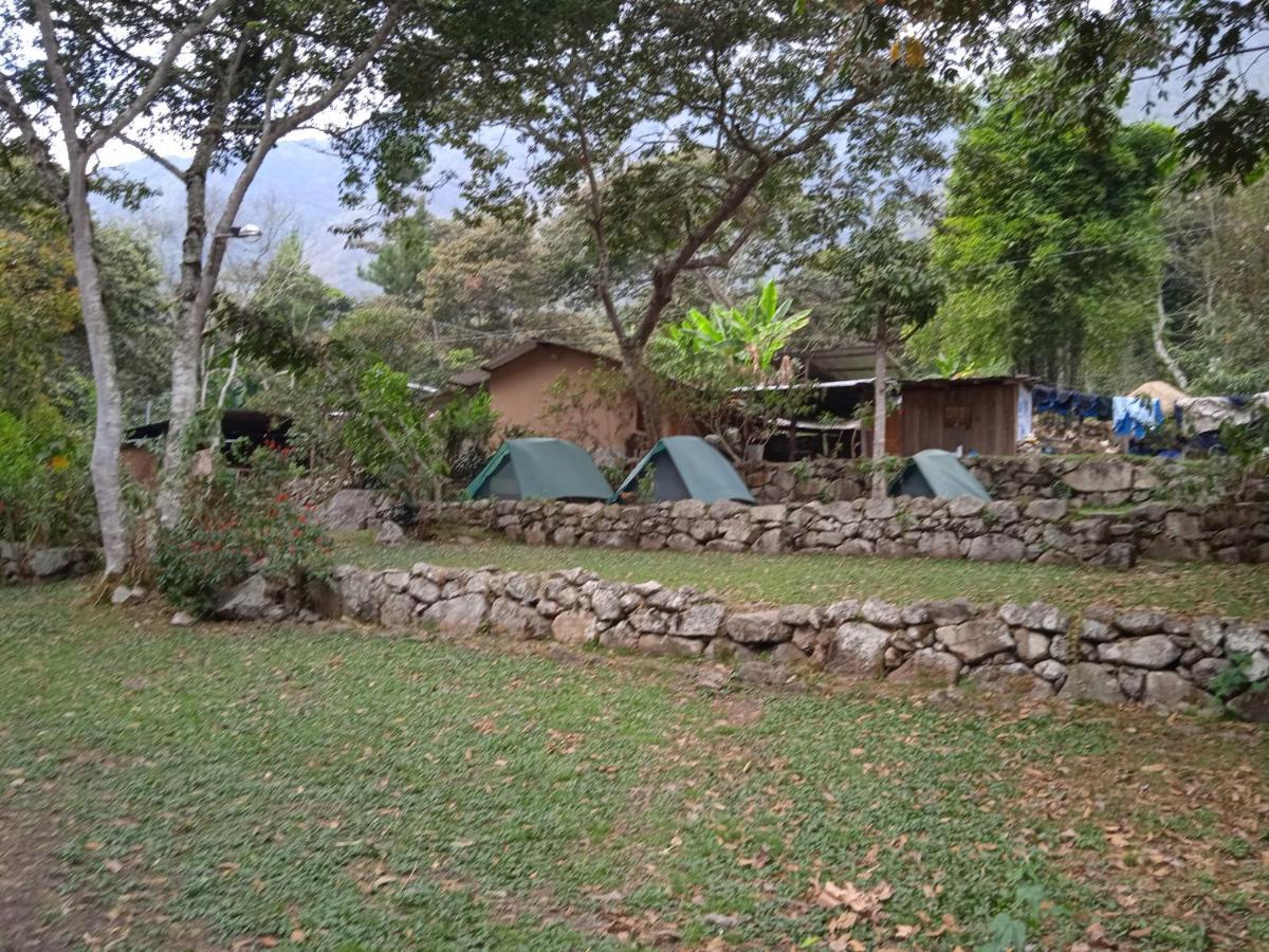 Lia B&B Lucmabamba Sahuayaco Extérieur photo