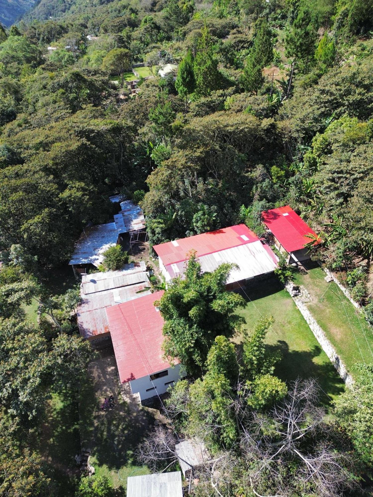 Lia B&B Lucmabamba Sahuayaco Extérieur photo